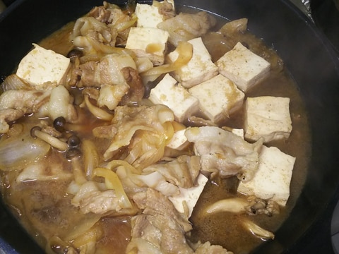 豚バラ肉でこってり美味しい肉豆腐